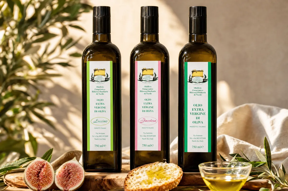 Bottiglie di olio extravergine monocultivar Leccino